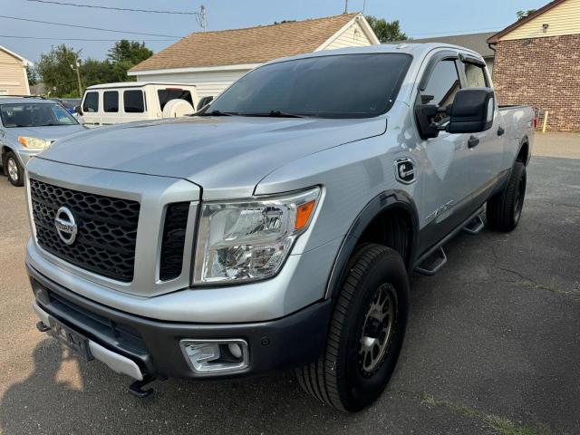  Salvage Nissan Titan