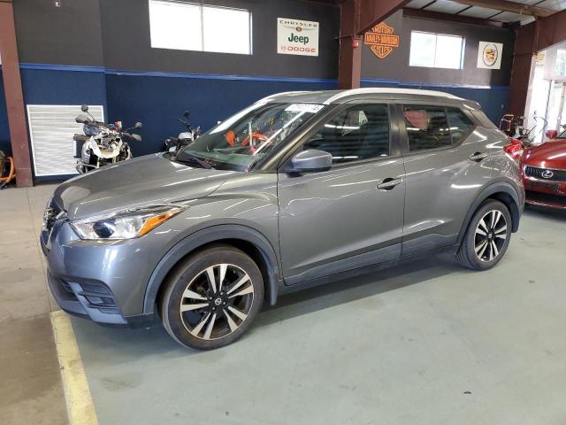  Salvage Nissan Kicks