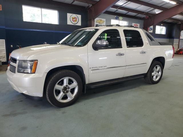  Salvage Chevrolet Avalanche