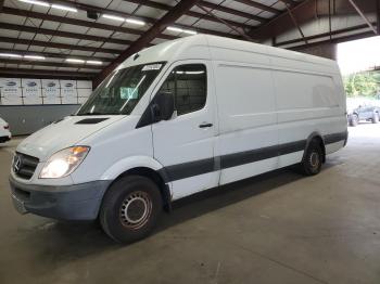  Salvage Mercedes-Benz Sprinter