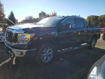  Salvage Nissan Titan