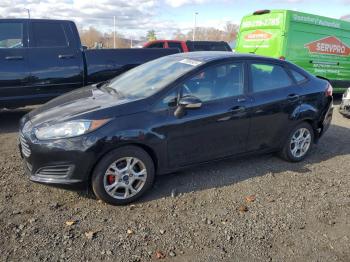  Salvage Ford Fiesta