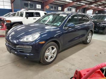  Salvage Porsche Cayenne