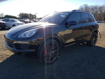  Salvage Porsche Cayenne