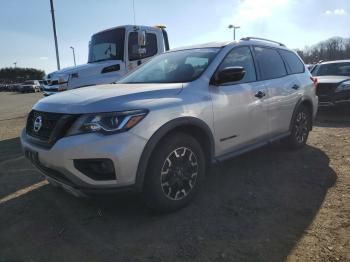  Salvage Nissan Pathfinder