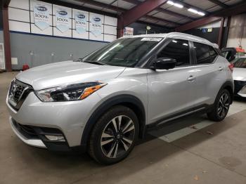  Salvage Nissan Kicks