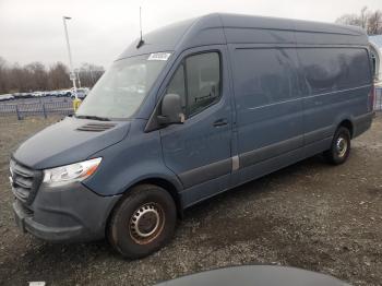  Salvage Mercedes-Benz Sprinter