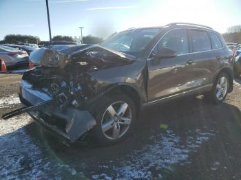  Salvage Volkswagen Touareg