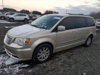  Salvage Chrysler Minivan