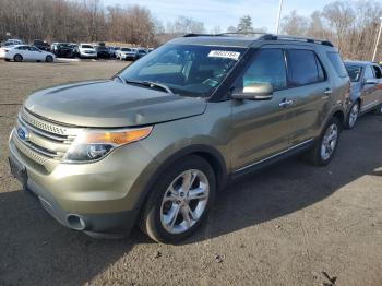  Salvage Ford Explorer