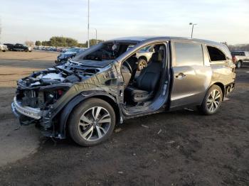  Salvage Honda Odyssey