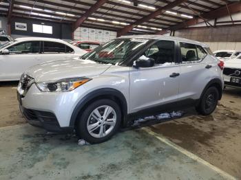  Salvage Nissan Kicks