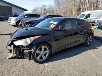  Salvage Hyundai VELOSTER