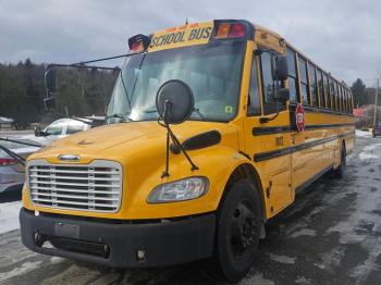  Salvage Freightliner Chassis B2