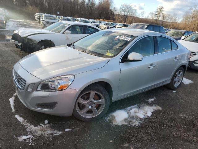  Salvage Volvo S60