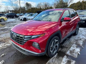  Salvage Hyundai TUCSON