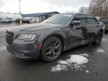  Salvage Chrysler 300