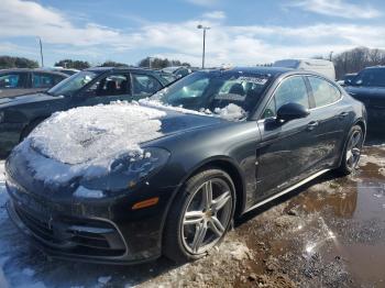  Salvage Porsche Panamera