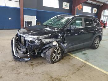  Salvage Kia Seltos