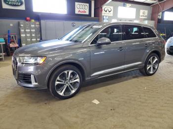  Salvage Audi Q7