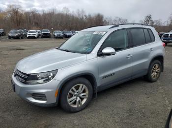  Salvage Volkswagen Tiguan