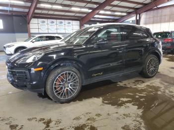  Salvage Porsche Cayenne