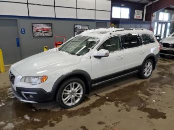  Salvage Volvo XC70