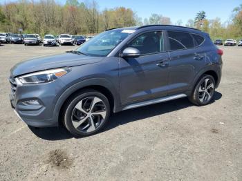  Salvage Hyundai TUCSON