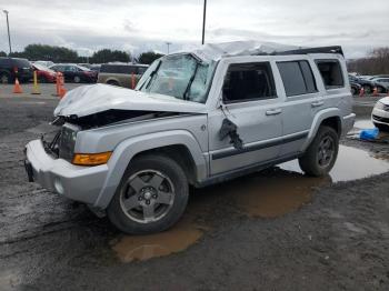  Salvage Jeep Commander