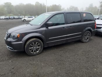 Salvage Chrysler Minivan