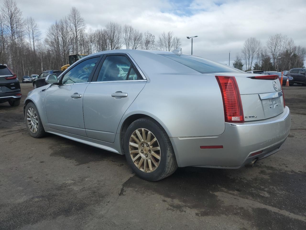 Cadillac CTS Image 10
