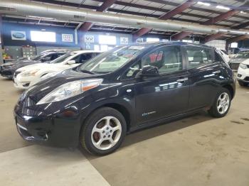  Salvage Nissan LEAF