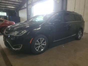 Salvage Chrysler Pacifica