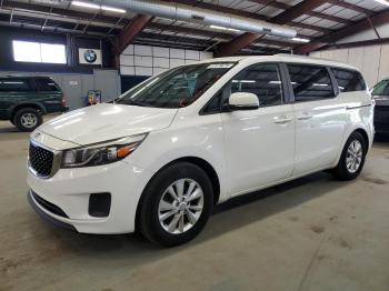  Salvage Kia Sedona