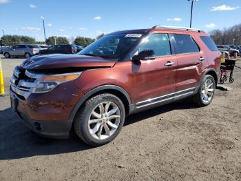  Salvage Ford Explorer
