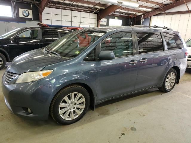 Salvage Toyota Sienna