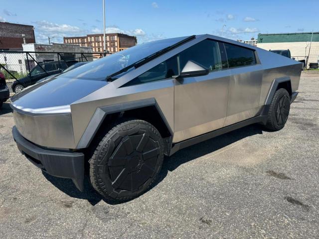  Salvage Tesla Cybertruck