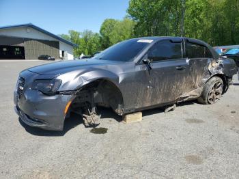  Salvage Chrysler 300