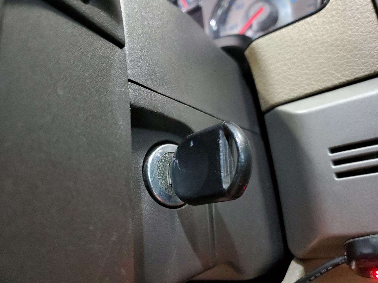 Ford F-150 Supercrew Image 10