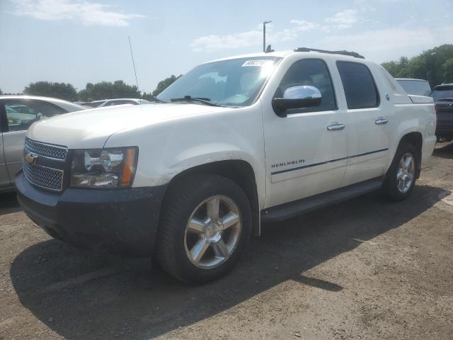  Salvage Chevrolet Avalanche