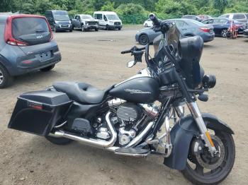  Salvage Harley-Davidson Fl