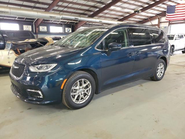  Salvage Chrysler Pacifica