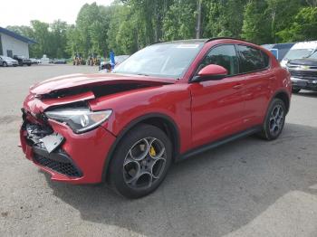  Salvage Alfa Romeo Stelvio
