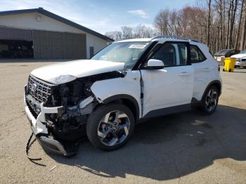  Salvage Hyundai VENUE