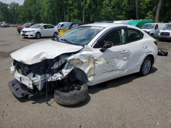  Salvage Toyota Yaris