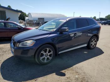  Salvage Volvo XC60