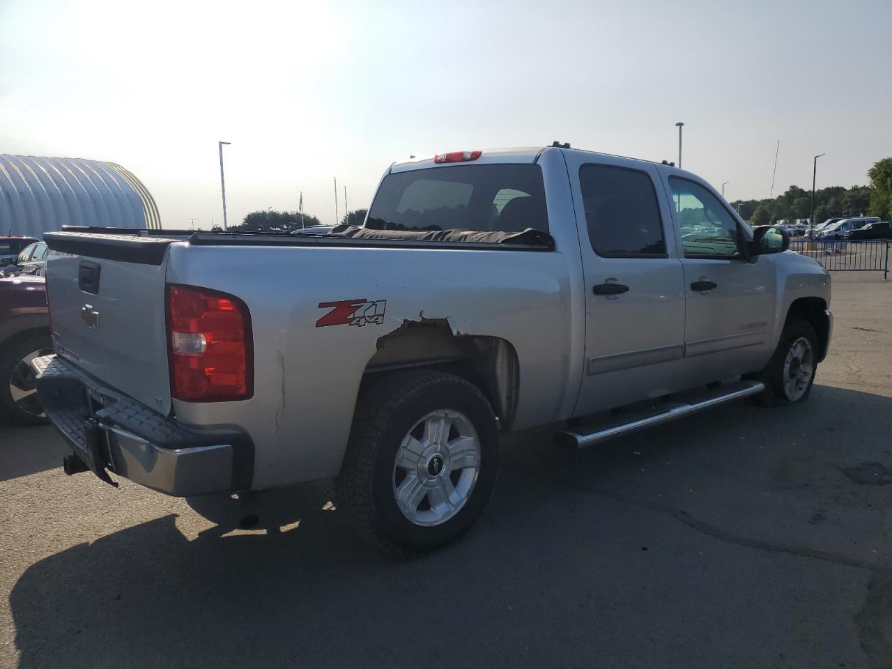Chevrolet Silverado K1500 Lt Image 12