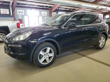  Salvage Porsche Cayenne