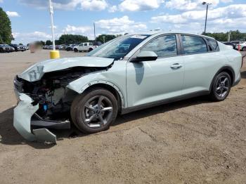  Salvage Kia K4 Lx