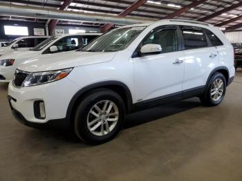  Salvage Kia Sorento